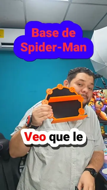 Haciendo una cotización de un pedido muy interesante para la base de llaveros de Spiderman...