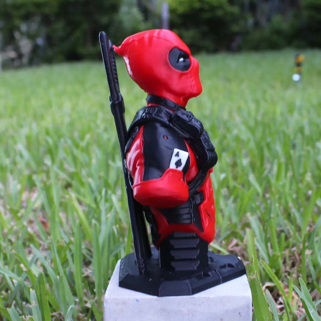 Busto Deadpool - apoyo 2