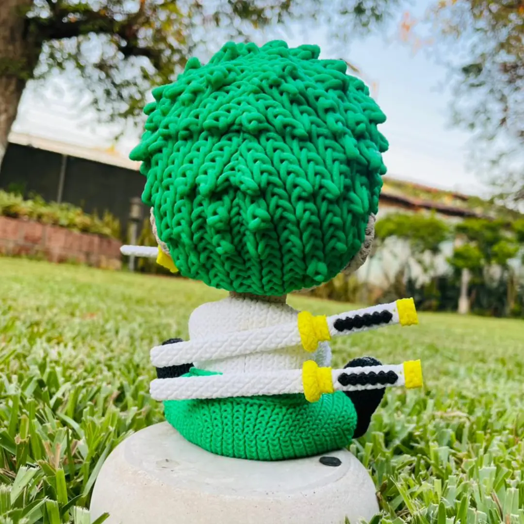 Zoro Estilo Crochet Grande - apoyo 2